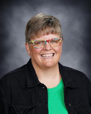 Smestad, Kathryn
